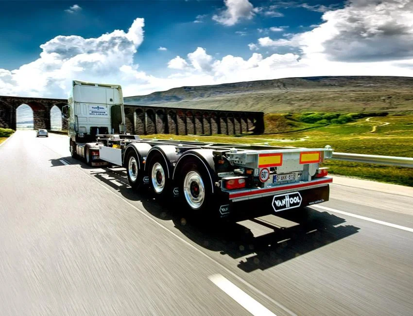 Shipping Container Transportation: Flatbed vs. Specialized Chassis