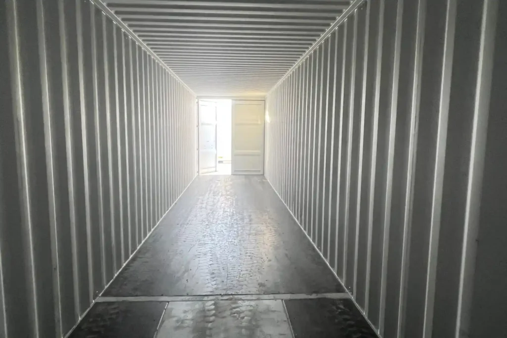 Easy-to-operate cargo doors on a 40ft high cube container with heavy-duty rubber weather seals.